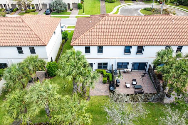 4648 Silver Saw, Lake Worth, FL 33463