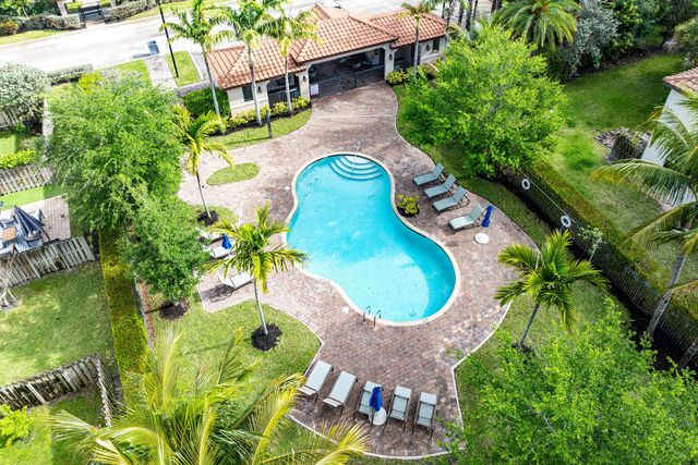 4648 Silver Saw, Lake Worth, FL 33463