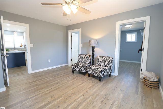 1736 Ezell Road, Chesnee, SC 29323