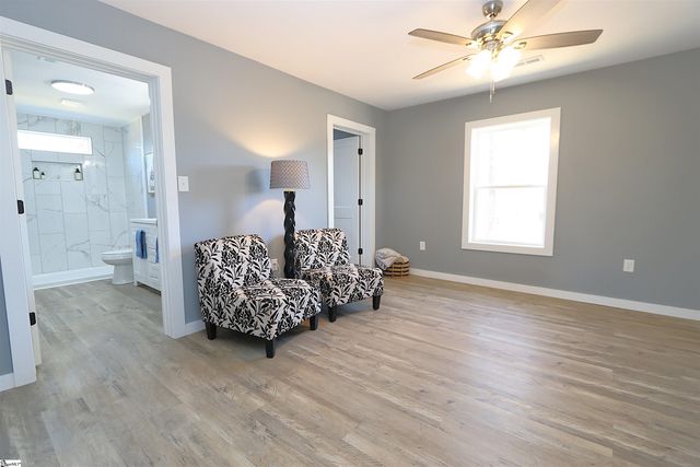 1736 Ezell Road, Chesnee, SC 29323