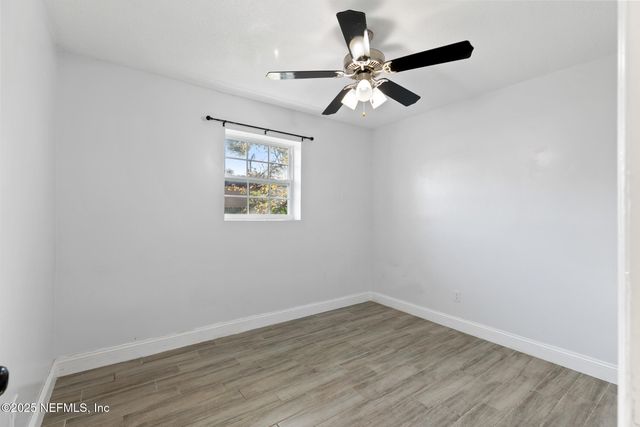 10342 BRIARCLIFF Road E, Jacksonville, FL 32218