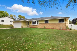 7416 N 42nd STREET, Milwaukee, WI 53209