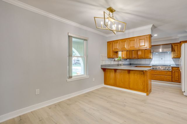 213 Mistletoe Lane, Keene, TX 76059