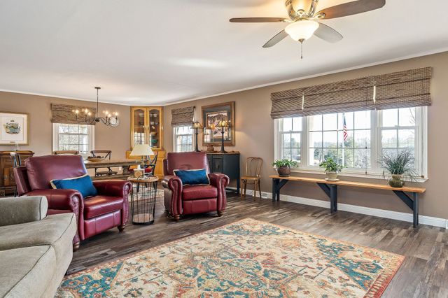 1069 McGregor Ln, Cookeville, TN 38501
