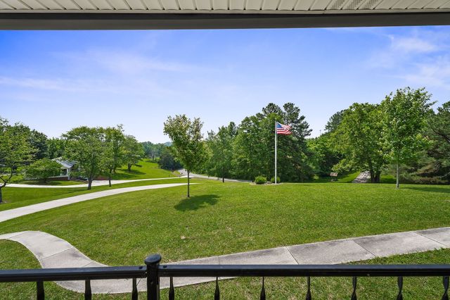 1069 McGregor Ln, Cookeville, TN 38501