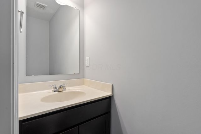 5989 Kilbeggan Street, Galloway, OH 43119
