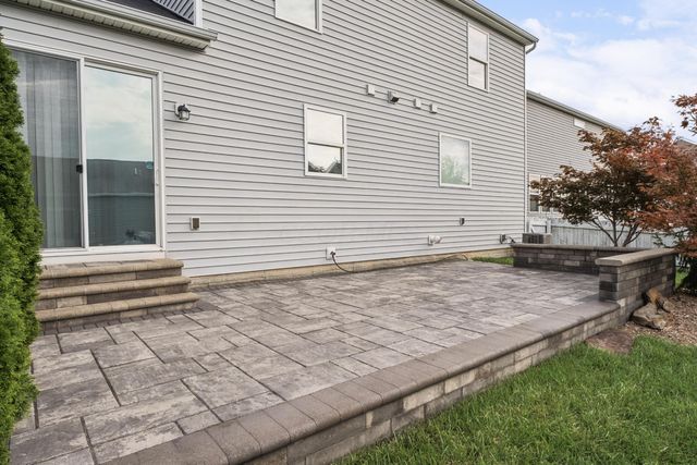 5989 Kilbeggan Street, Galloway, OH 43119