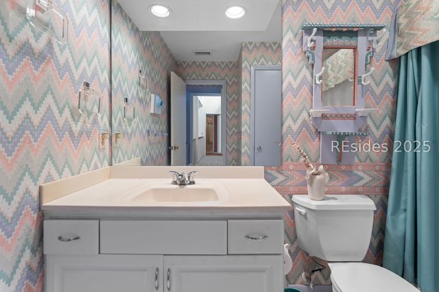 50 Cypress Marsh Dr, Hilton Head Island, SC 29926