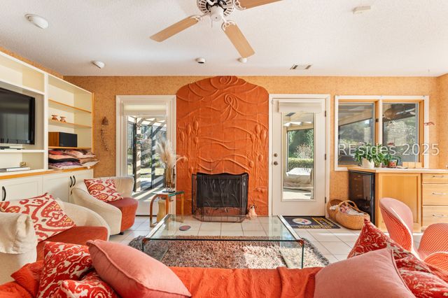 50 Cypress Marsh Dr, Hilton Head Island, SC 29926