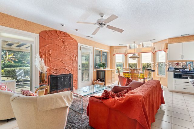 50 Cypress Marsh Dr, Hilton Head Island, SC 29926