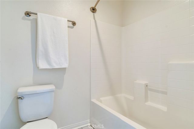 1510 Orange Avenue 301, Redlands, CA 92373