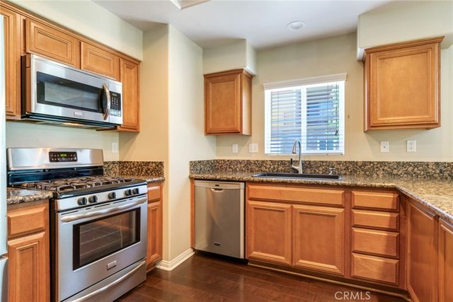 1510 Orange Avenue 301, Redlands, CA 92373