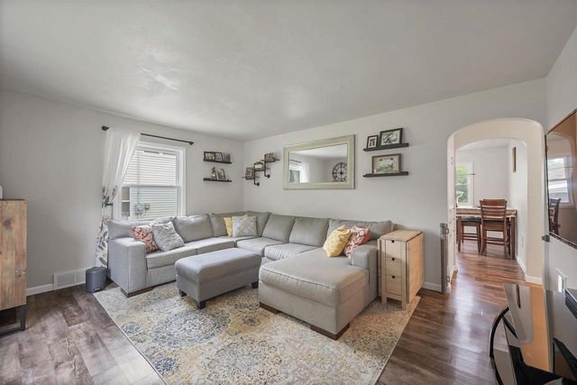 1446 EMILIE STREET, Green Bay, WI 54301