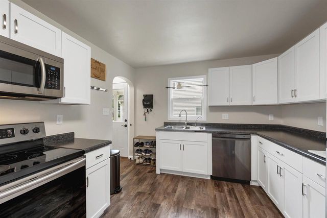 1446 EMILIE STREET, Green Bay, WI 54301