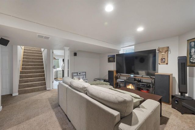 1446 EMILIE STREET, Green Bay, WI 54301
