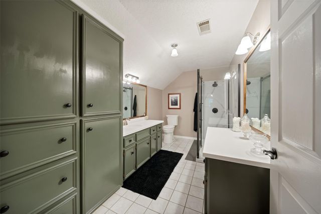 403 Westbrook Street, Pinehurst, TX 77362