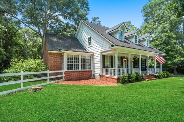 403 Westbrook Street, Pinehurst, TX 77362
