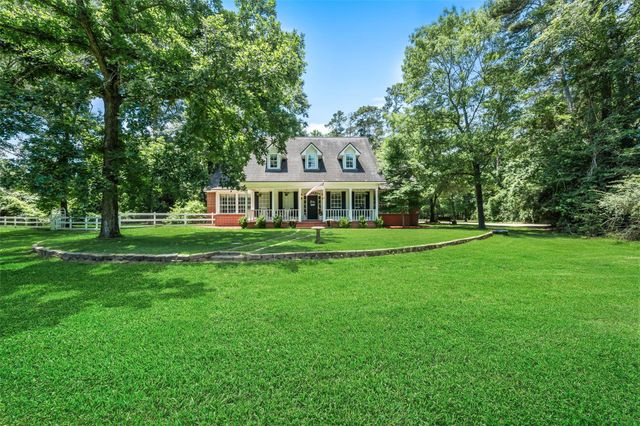 403 Westbrook Street, Pinehurst, TX 77362