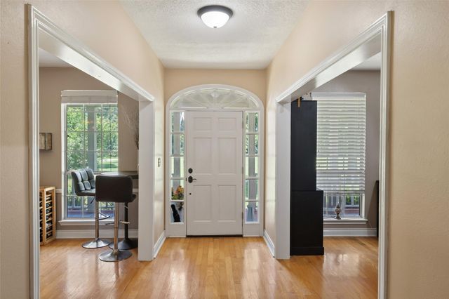 403 Westbrook Street, Pinehurst, TX 77362