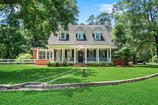 403 Westbrook Street, Pinehurst, TX 77362