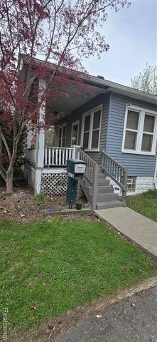 16130 Five Points Street, Redford, MI 48240