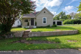 1208 Vermont Ave, Knoxville, TN 37921