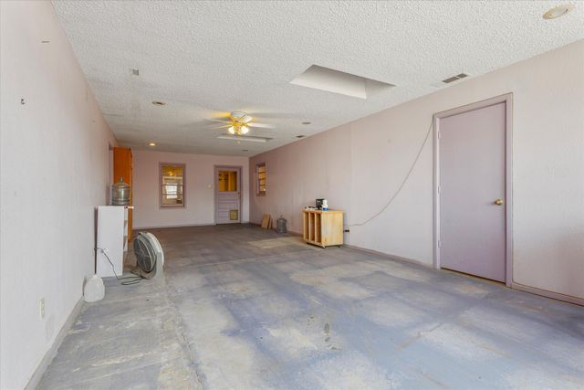 835 US Highway 385, Levelland, TX 79336