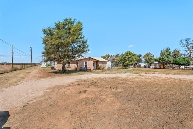 835 US Highway 385, Levelland, TX 79336