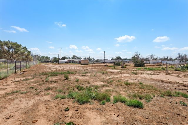 835 US Highway 385, Levelland, TX 79336