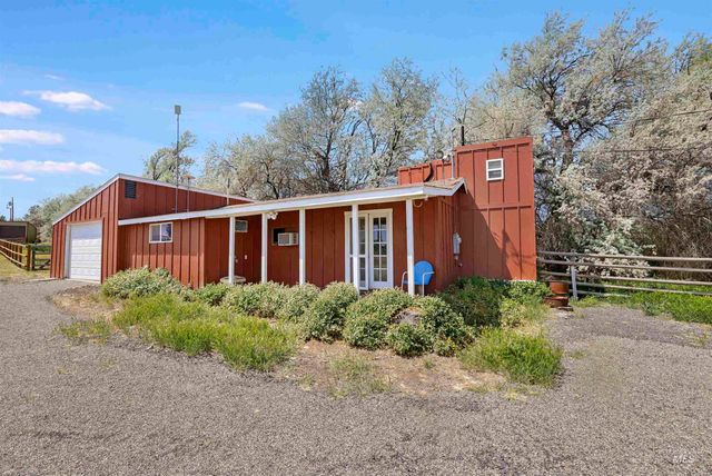 3685 N 2600 E, Twin Falls, ID 83301