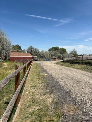 3685 N 2600 E, Twin Falls, ID 83301