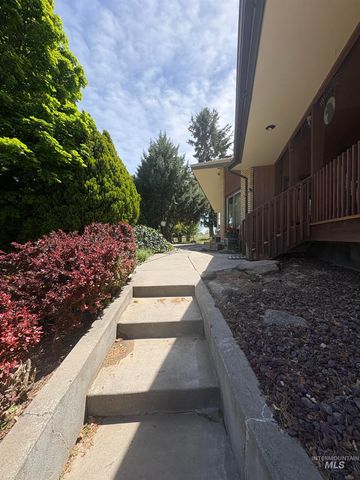 3685 N 2600 E, Twin Falls, ID 83301