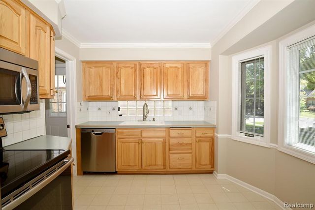 2453 Windemere Road, Birmingham, MI 48009