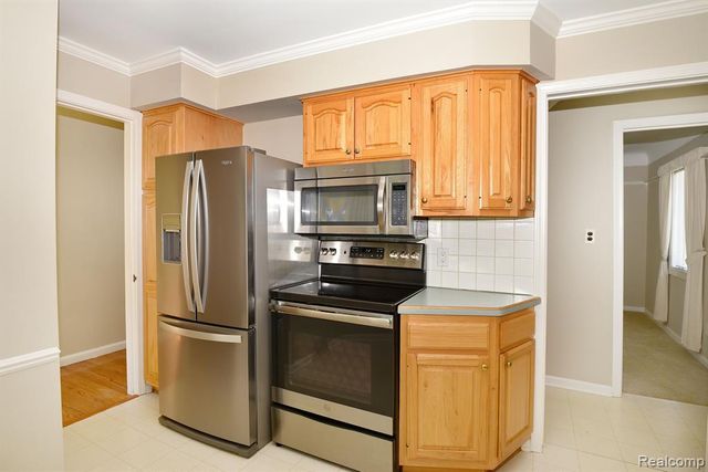 2453 Windemere Road, Birmingham, MI 48009