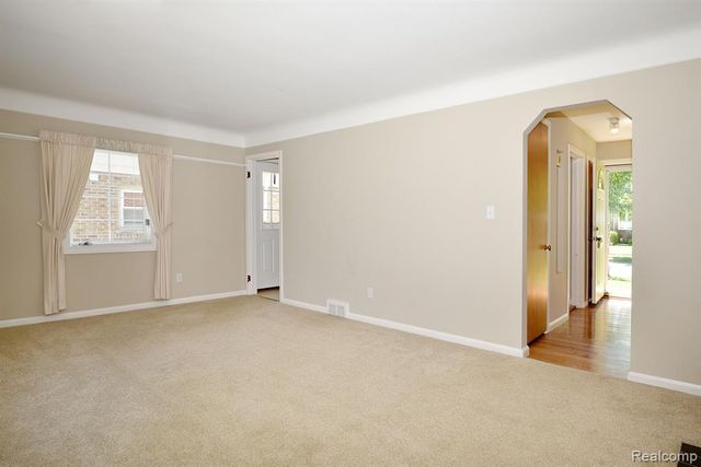 2453 Windemere Road, Birmingham, MI 48009
