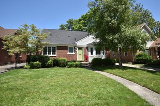 2453 Windemere Road, Birmingham, MI 48009