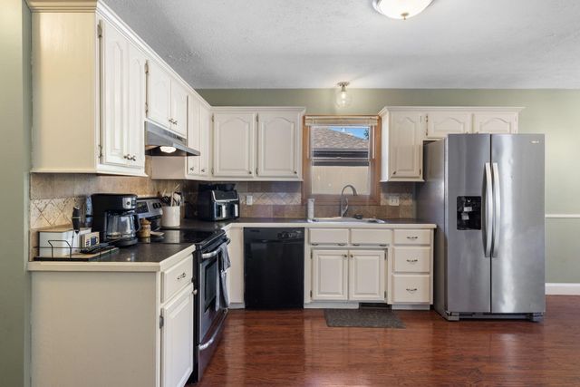 312 Knight Street, Nixa, MO 65714