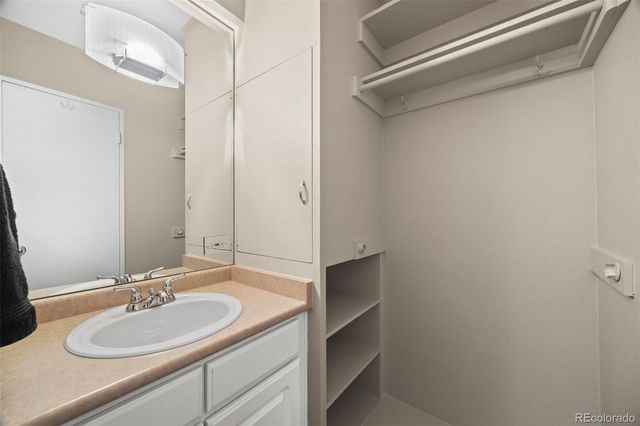 1196 N Grant Street 211, Denver, CO 80203