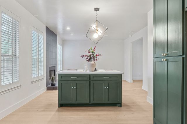 2002 Terracotta Court, Lewisville, TX 75067