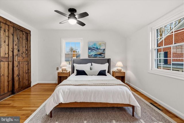 3827 INGALLS AVE, Alexandria, VA 22302