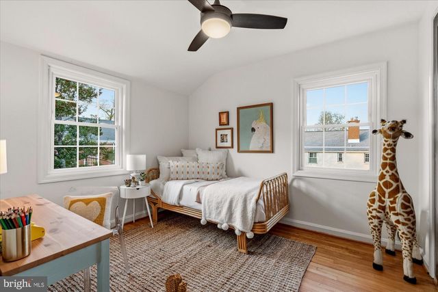 3827 INGALLS AVE, Alexandria, VA 22302