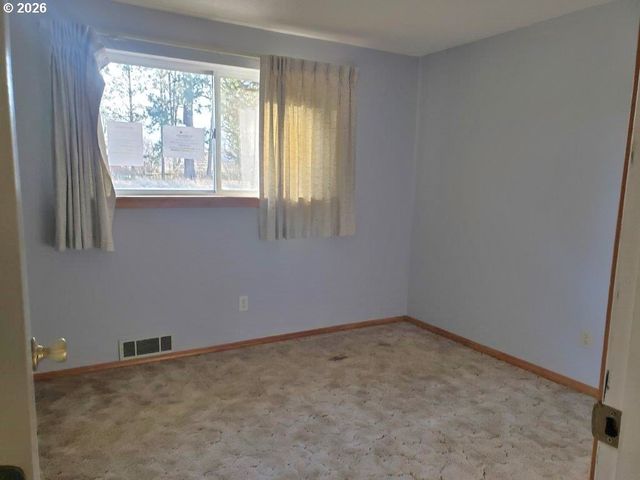 813 COUCH Ave, Wallowa, OR 97885