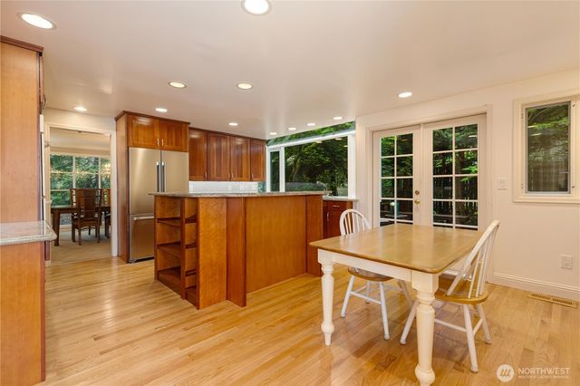 3315 129th Avenue NE, Bellevue, WA 98005