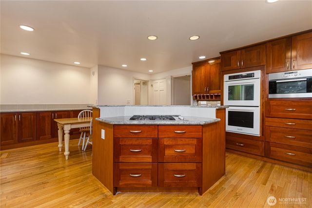 3315 129th Avenue NE, Bellevue, WA 98005