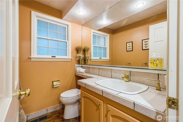 3315 129th Avenue NE, Bellevue, WA 98005