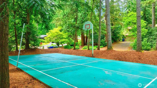 3315 129th Avenue NE, Bellevue, WA 98005