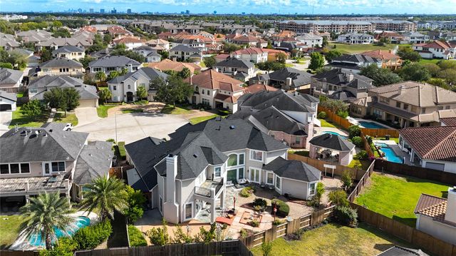 13607 Scarlet Glen Court, Houston, TX 77077