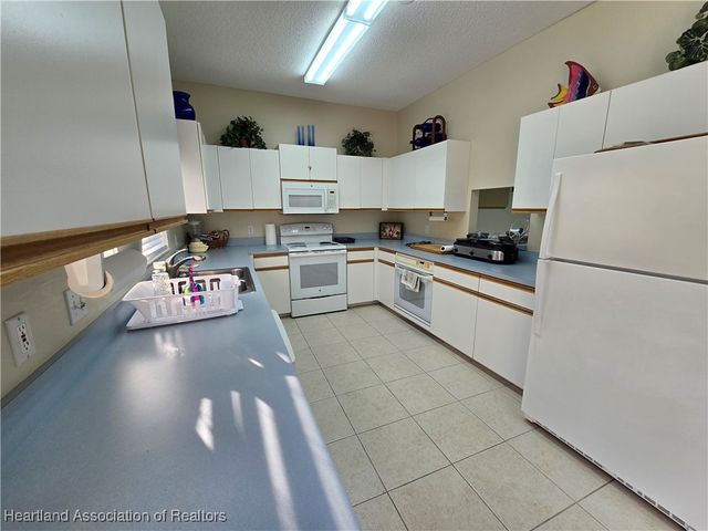 806 Chelsee Way, Lake Placid, FL 33852