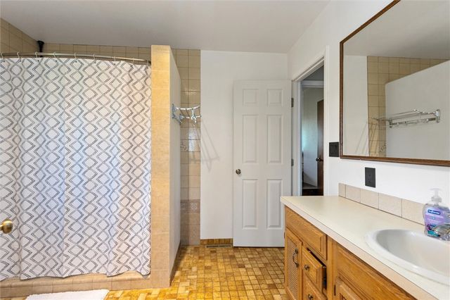 1679 Jute Street, Huntley, MT 59037