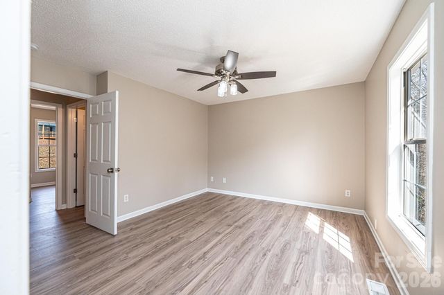 1337 Gallatin Lane, Hudson, NC 28638